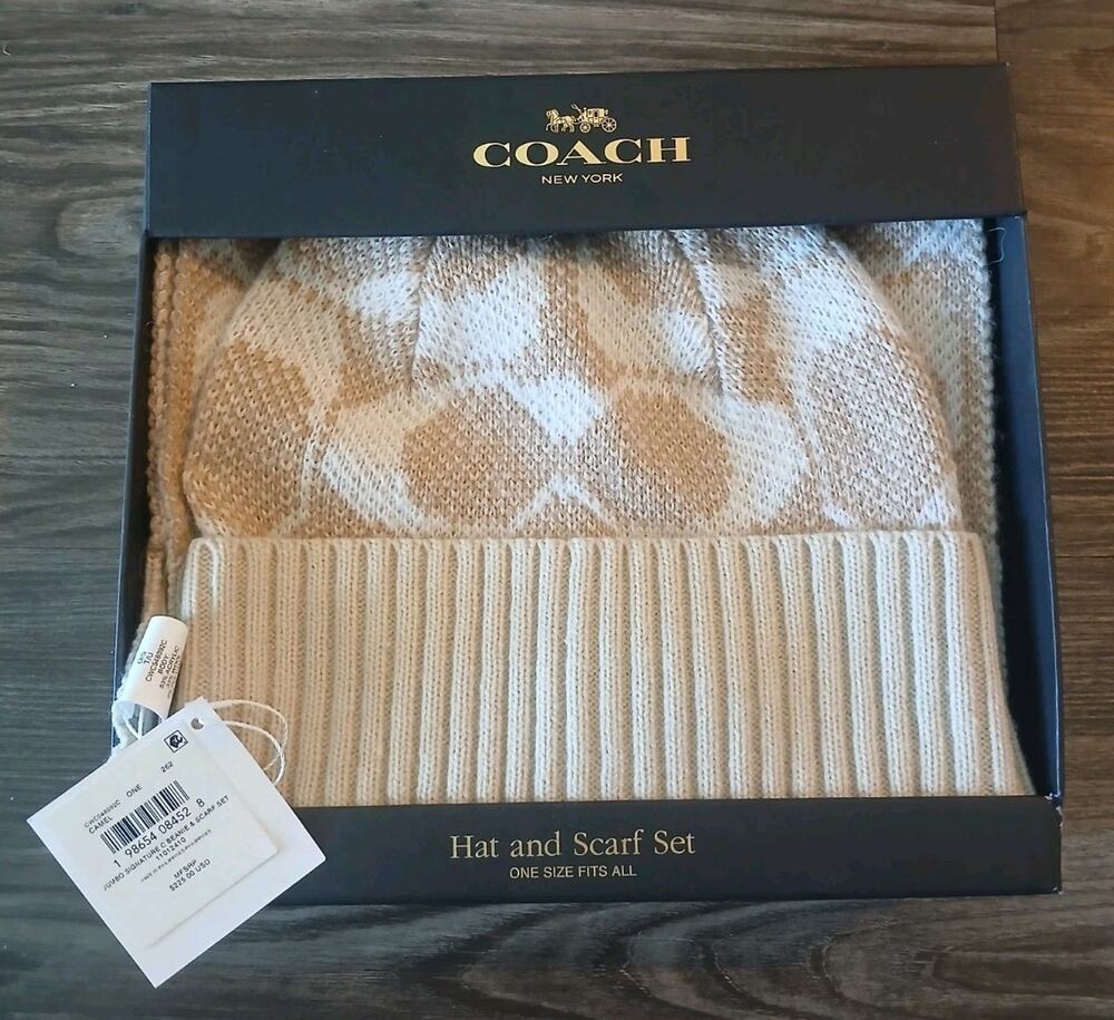 COACH Jumbo Signature C Logo Scarf and Beanie Hat Gift Set Camel NWT Wool Blend